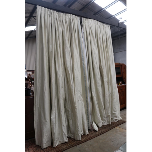452 - Should read - Pair of polyester curtains, pale lemon-green, each approx 330cm H x 225cm (open/stretc... 