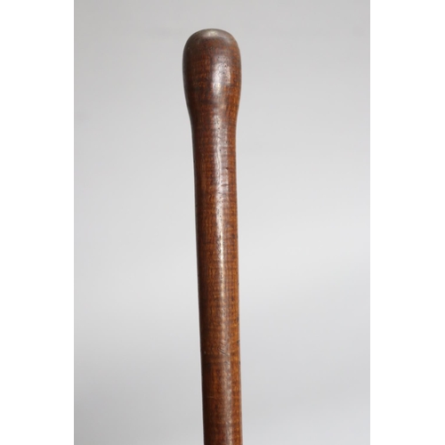 21 - Plain carved walking stick, approx 90cm L