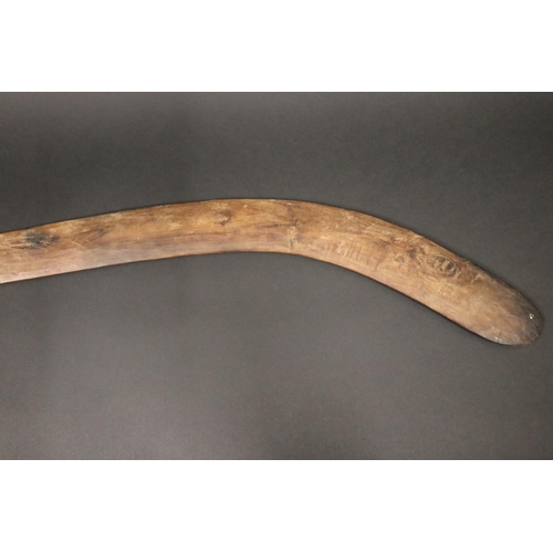 3014 - Leslie Tilmouth Purula, (Australian Aboriginal deceased) Hunting boomerang, mulgawood, date 88, Anma... 
