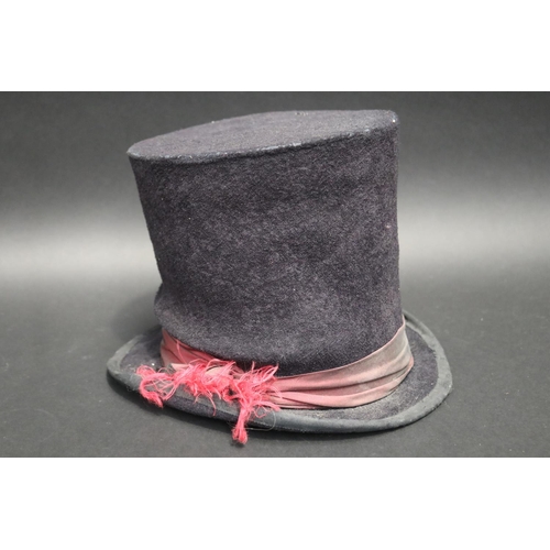 97 - Top hat, ex prop as used by Australian actor Dennis Olsen in Big River