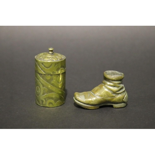 19 - Antique silver plated hobnail boot vesta, along with the Safety Brass vesta box, approx 6cm H and sh... 