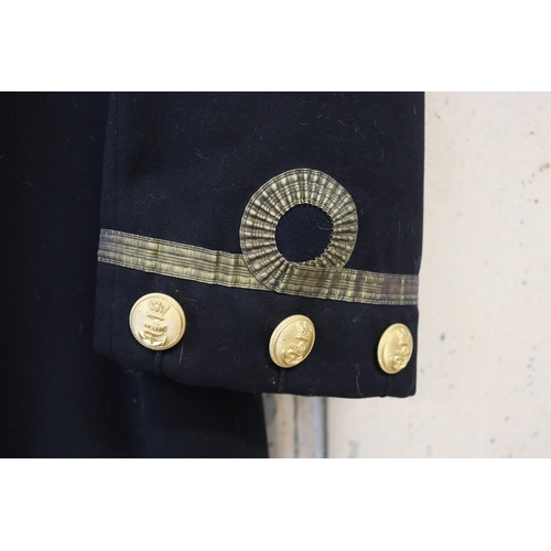 117 - Antique British Royal Navy officers frock coat, two lines of five gilt brass Navy buttons