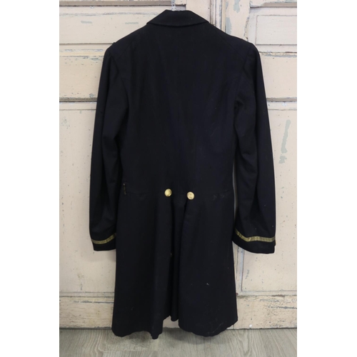 117 - Antique British Royal Navy officers frock coat, two lines of five gilt brass Navy buttons