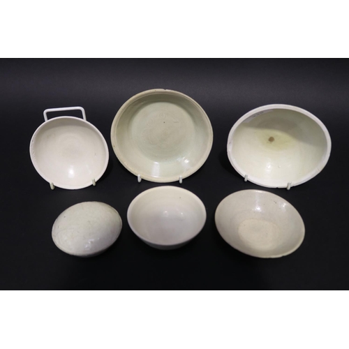 320 - Assortment of early Song dynasty cream glazed white stoneware bowls, approx 13cm Dia and smaller (6)