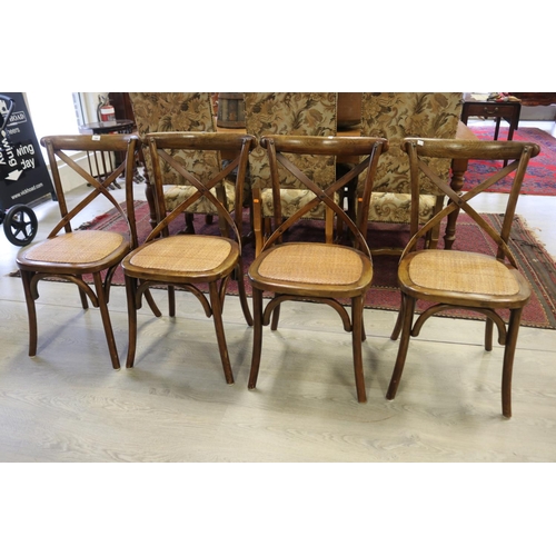 349 - Set of four bentwood chairs of Thonet style (4)