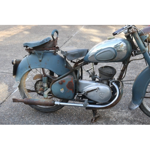 7 - Vintage French Peugeot motorcycle 56 TL4 1956 125cc single cylinder, two stroke, unknown working ord... 