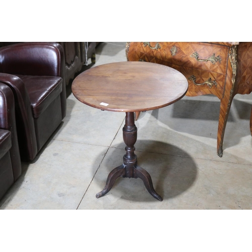 275 - Antique English George III mahogany snap top wine or tea table (A/F), approx 59cm Dia x 69cm H