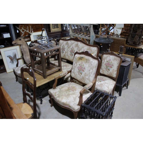 281 - Antique French walnut five piece suite, comprising a settee, pair of arm chairs and pair of side cha... 