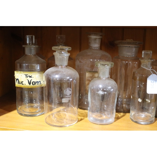 235 - Assortment of antique and vintage apocethary jars / bottles, approx 21cm H and shorter (9)