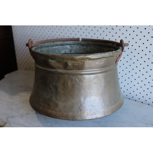 118 - Antique French swing handled copper & wrought iron pot, approx 20cm H excluding handle x 32cm Dia