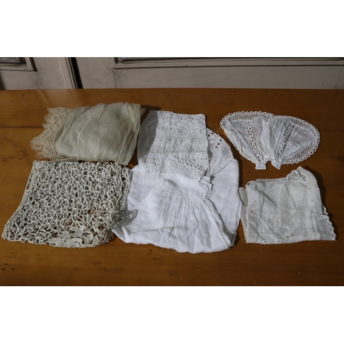 178 - Assortment of asseccories lace and linen collar sleeves etc, (Please not there will not be measures ... 