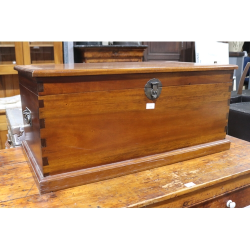 156 - Modern wooden storage trunk, carry handles to the sides, approx 43cm H x 94cm W x 50cm D