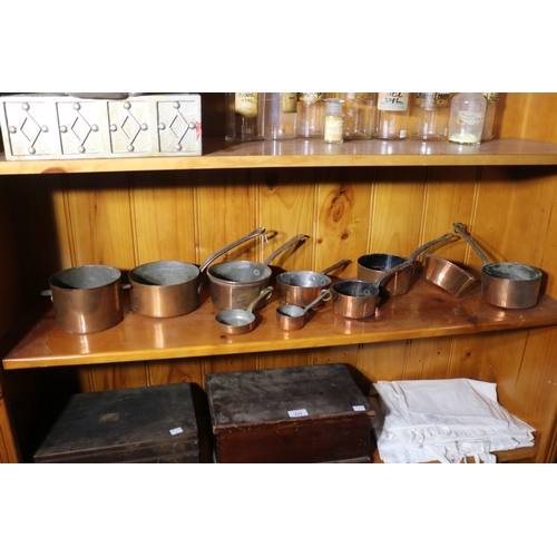 223 - Good collection of antique French copper pans & pots, approx 14cm Dia excluding handle and smaller