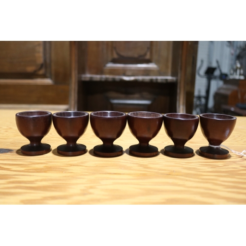 726 - Set of six turned solid wood eggs cups (6)