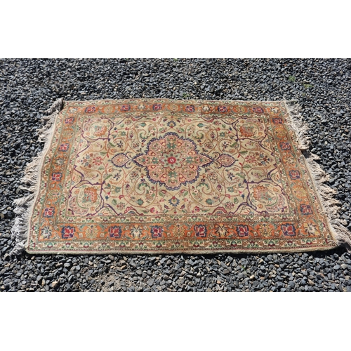 307 - Vintage Small hand woven wool carpet, Perisan design approx 100cm x 150cm