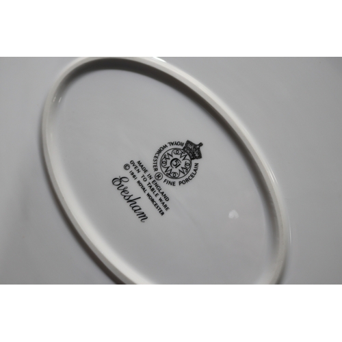 755 - Royal Worcester Evesham oval platter