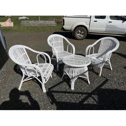 819 - Quality modern white painted cane patio or sunroom suite, comprising three arm chairs and table (4)