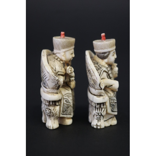 4 - Two carved ivory figures of Emperor & Empress, both signed, each approx 5.5cm H (2)