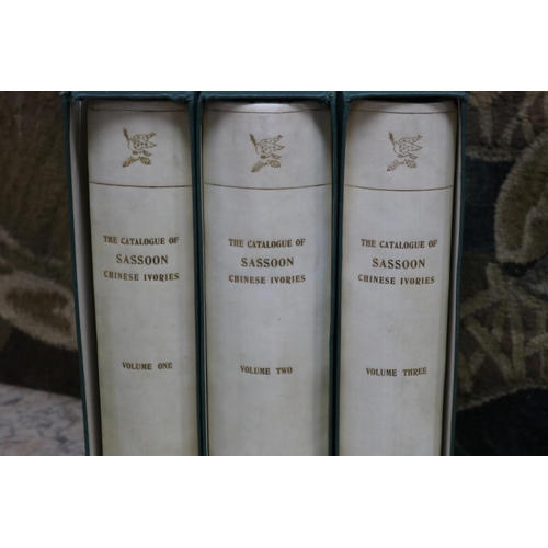 349 - Rare Books - The Catalogue Sassoon Chinese Ivories, in three volumes, Edition 38/250,  Compiled by S... 