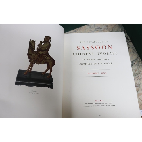 349 - Rare Books - The Catalogue Sassoon Chinese Ivories, in three volumes, Edition 38/250,  Compiled by S... 