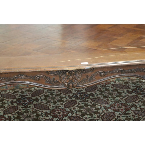 392 - French Louis XV style parquetry topped dining table, with well carved cabriole legs, approx 77cm H x... 