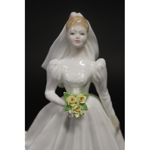 139 - Royal Doulton Bride (White) HN3284, approx 22cm H