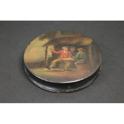 320 - Antique early 19th century hand painted papier Mache box, 10.2 cm dia -some damages see pictures