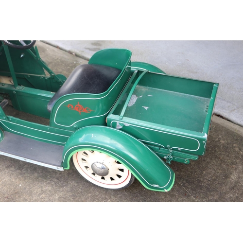 388 - Rare example of a 1930's pre war - Cyclops pedal truck, with tipping back, pull hand brake, peddle c... 