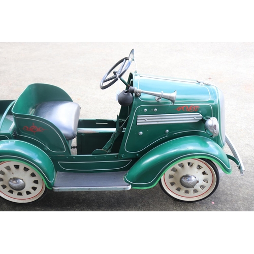 388 - Rare example of a 1930's pre war - Cyclops pedal truck, with tipping back, pull hand brake, peddle c... 