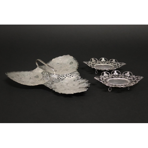 356 - Native silver - hors d'oeuvres tray and two smaller trays, approx 21cm D x 22cm W and smaller (3)