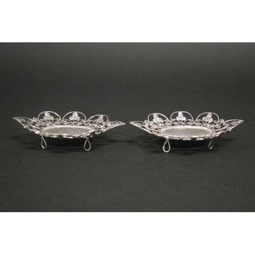 356 - Native silver - hors d'oeuvres tray and two smaller trays, approx 21cm D x 22cm W and smaller (3)