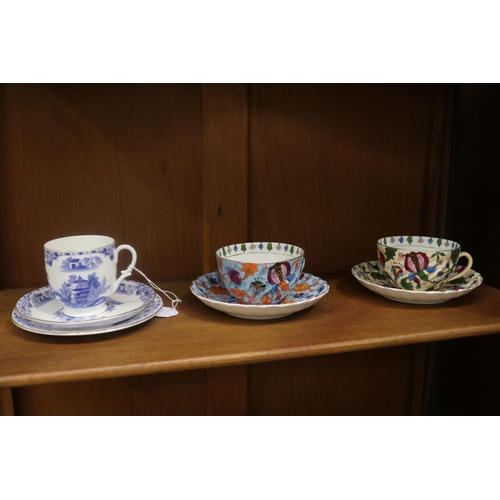 431 - Collection of porcelain cups & saucers