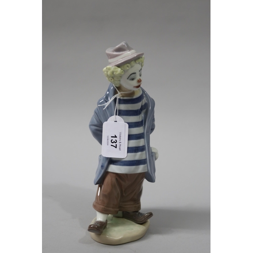 137 - LLadro Collectors Club Little Traveller, 1986, approx 22cm H
