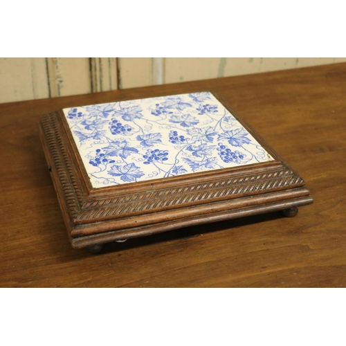 33 - Antique French musical tile, with transfer printed blue & white tile to top, carved wooden frame, wo... 