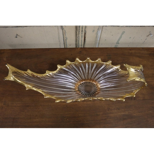 36 - Vintage French splash design centrepiece with gilt highlighted edge, approx 18cm H x 50cm W