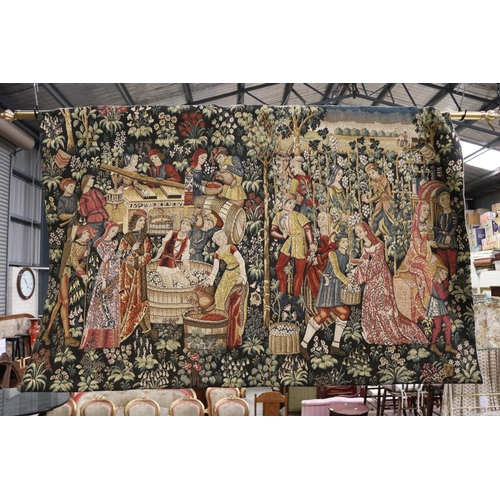 327 - French tapestry, tapisserie d'halluin vendanges, approx 130cm x 210cm