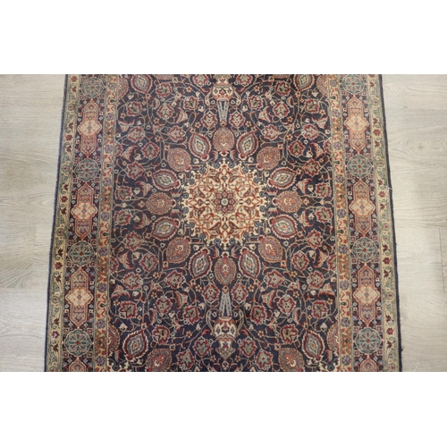 639 - Fine hand knotted Persian wool carpet, of royal blue ground with all over floral, approx 101cm x 155... 
