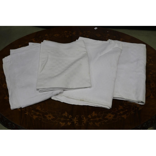 602 - Lot of four French linen sheets, sorry no measurements for this lot (4)