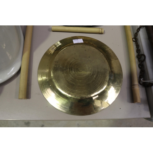 35 - Brass bronze plate, approx 19cm Dia
