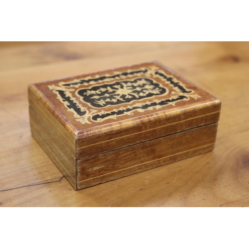 86 - Treen cylinder box and a Sorento box, approx 4cm H x 10cm W x 8cm D and smaller (2)