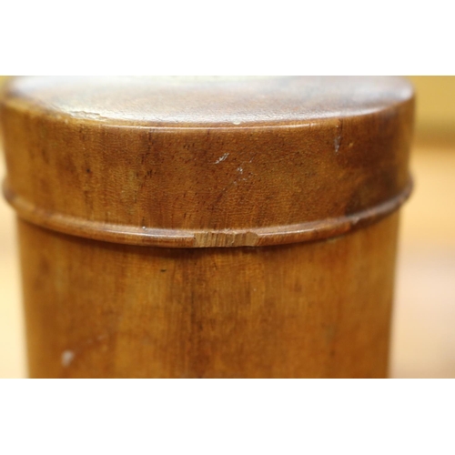 86 - Treen cylinder box and a Sorento box, approx 4cm H x 10cm W x 8cm D and smaller (2)