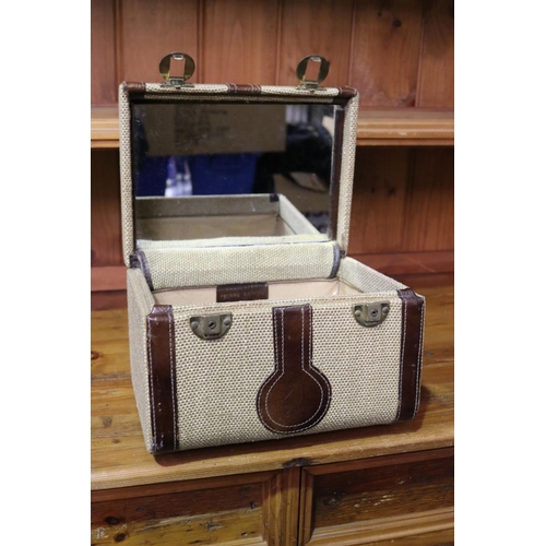 67 - French vanity case , labelled inside Creations Pierre Cardin Paris, approx 20cm H (excluding handle)... 