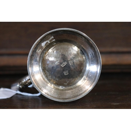 818 - Antique Victorian hallmarked sterling silver mug, marks for London 1846 - 1847, approx 9cm H and app... 