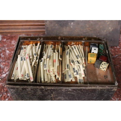 822 - Part Mahjong set in tin box
