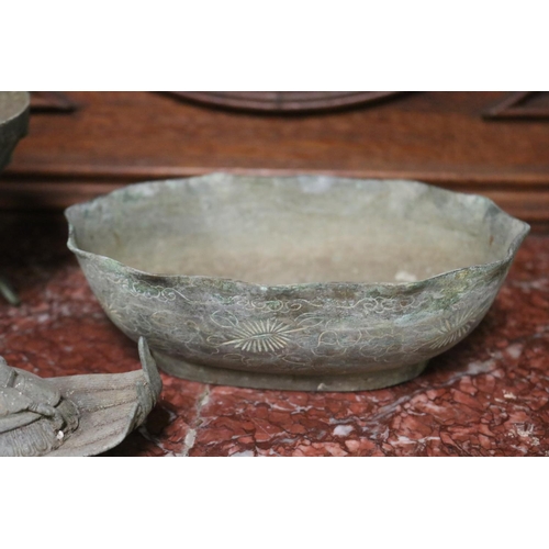 823 - Oriental cast mythical turtle with bowls (3)