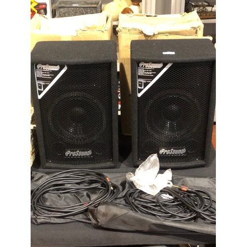 59 - Pair of speakers