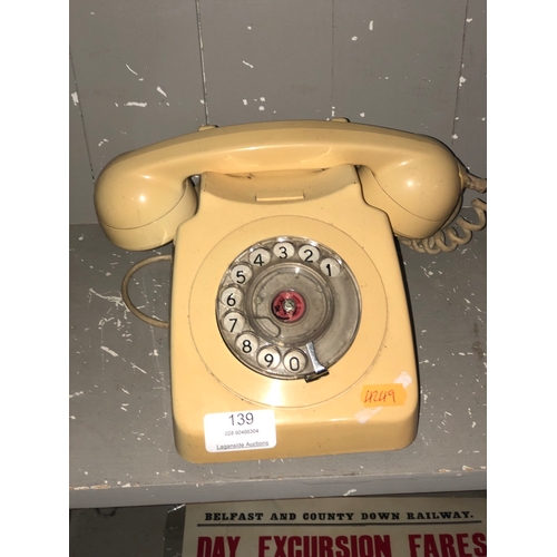 139 - Vintage telephone