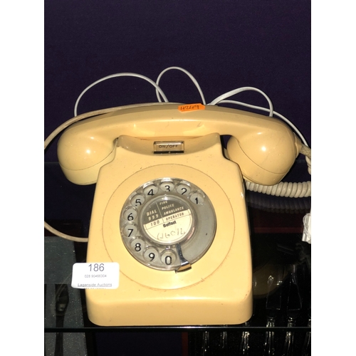 186 - Vintage telephone