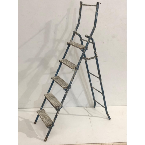 192 - Metal step ladder