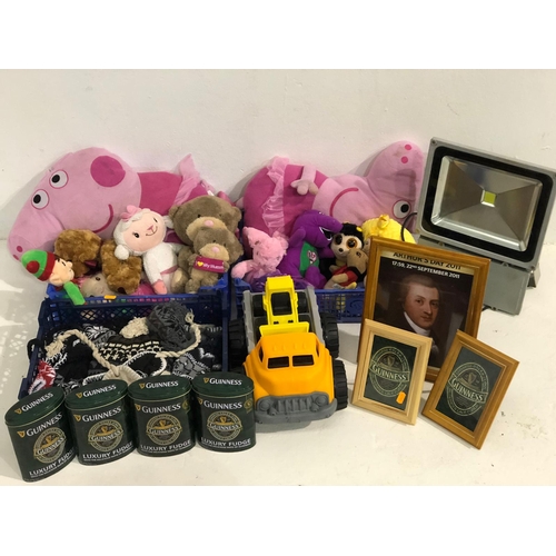 83 - Sundrie lot of Guinness items and toys